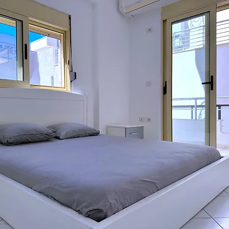 Neat And Central, Sleeps 6