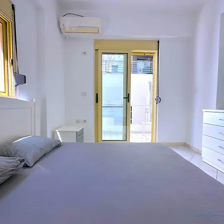 Neat And Central, Sleeps 6 Lägenhet *